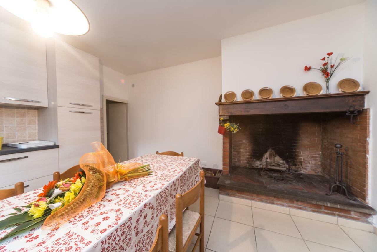 Il Poggiolo Ai Casini Apartment *